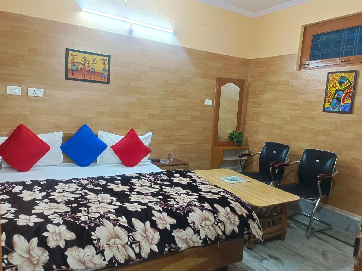 Hotel Shiv Palace New Tehri Екстер'єр фото